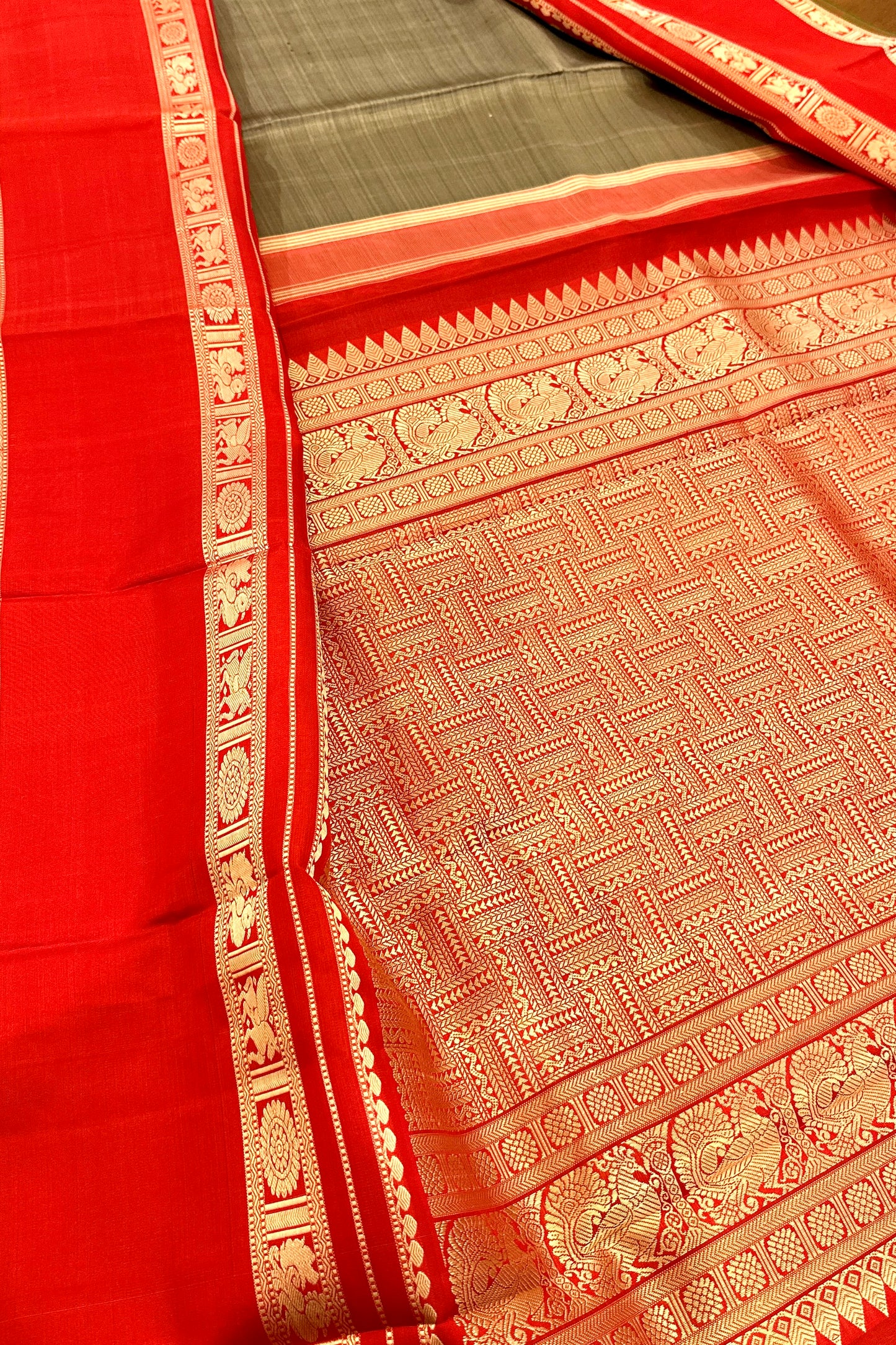 Kanjivaram Silk Saree - AW1242KS