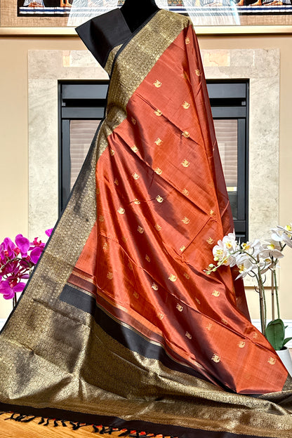 Kanjivaram Silk Saree - AW1388KS