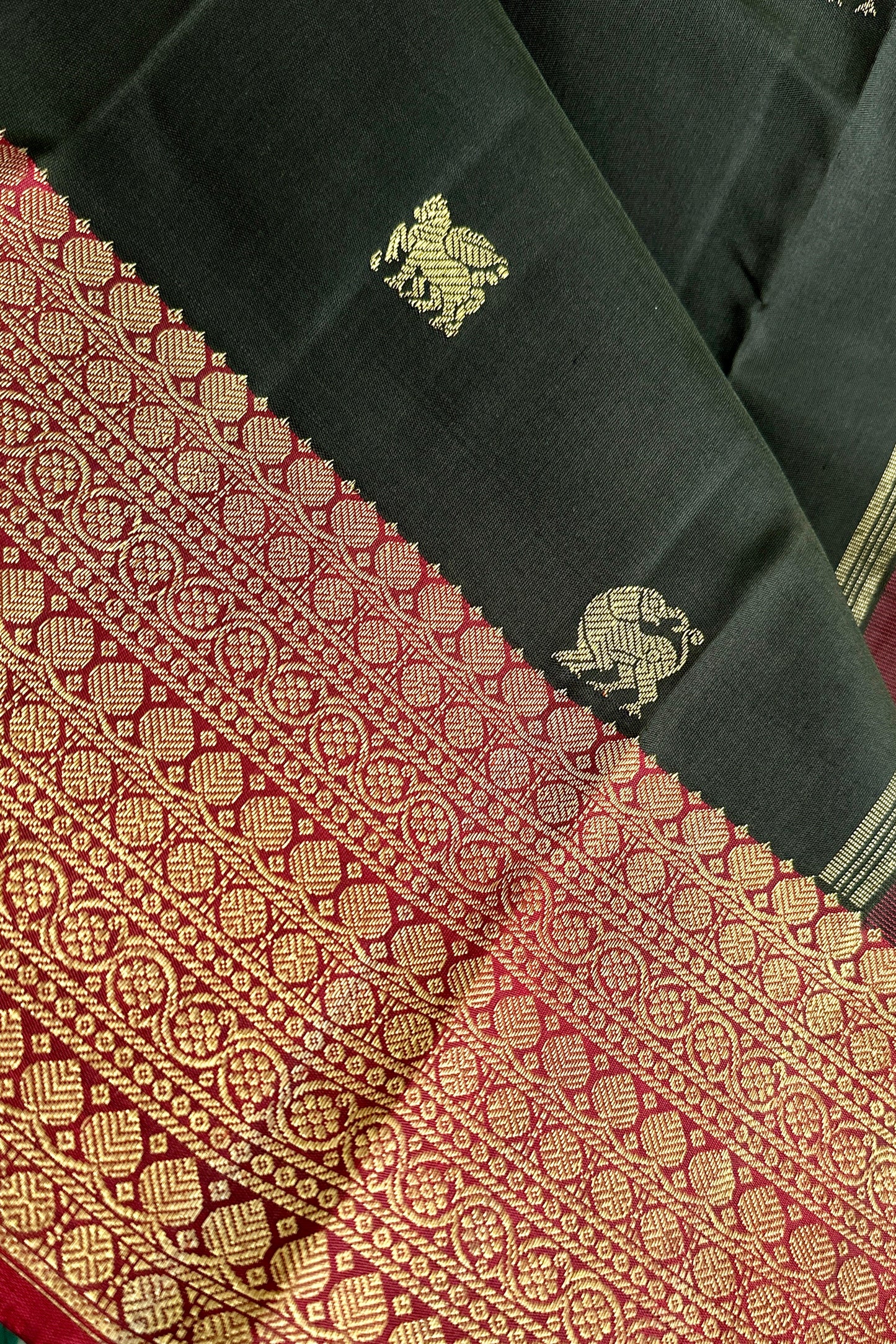 Kanjivaram Silk Saree - AW1410KS