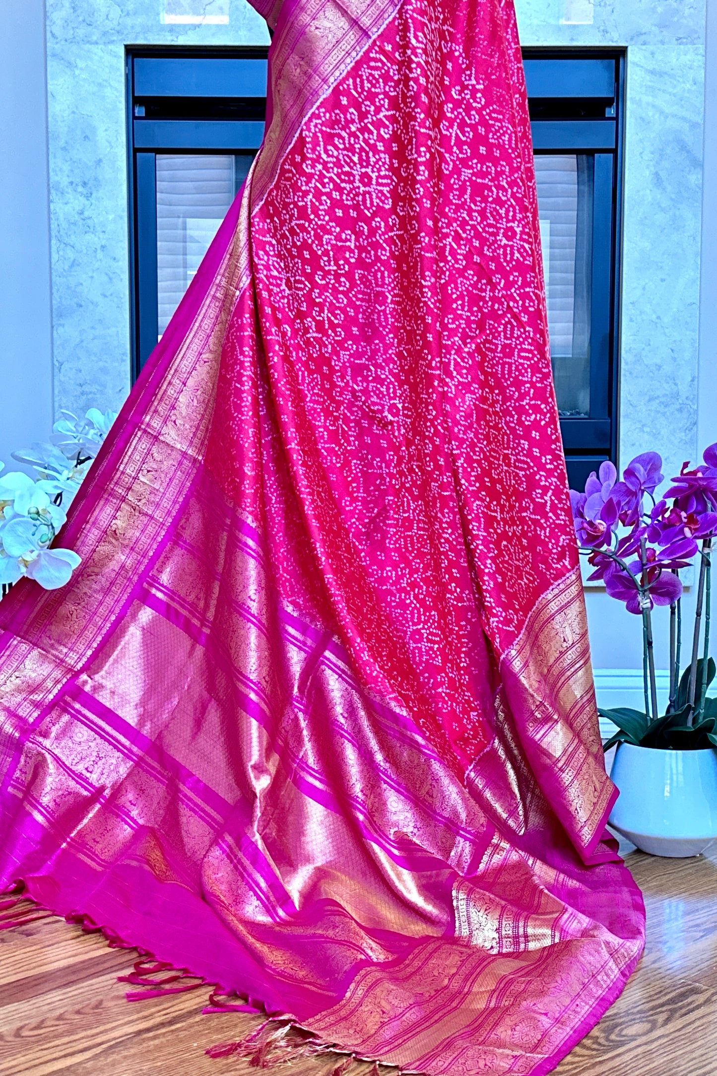 Pochampally Ikkat Silk Saree - AW1057PT