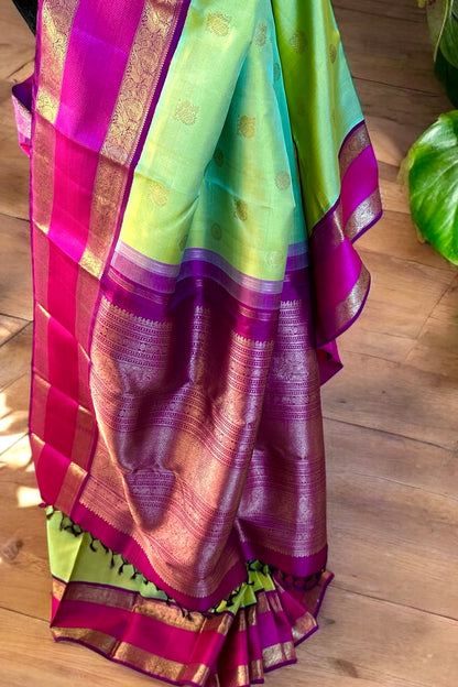 Kanjivaram Silk Saree - AW1299KS