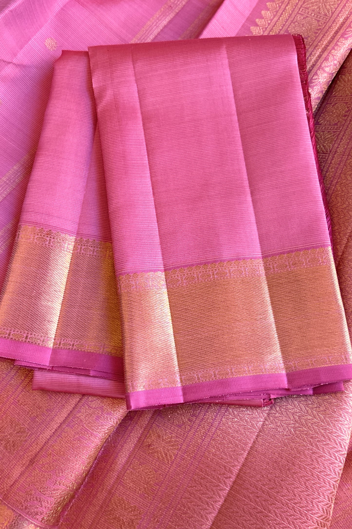 Kanjivaram SIlk Saree - AW1576KS