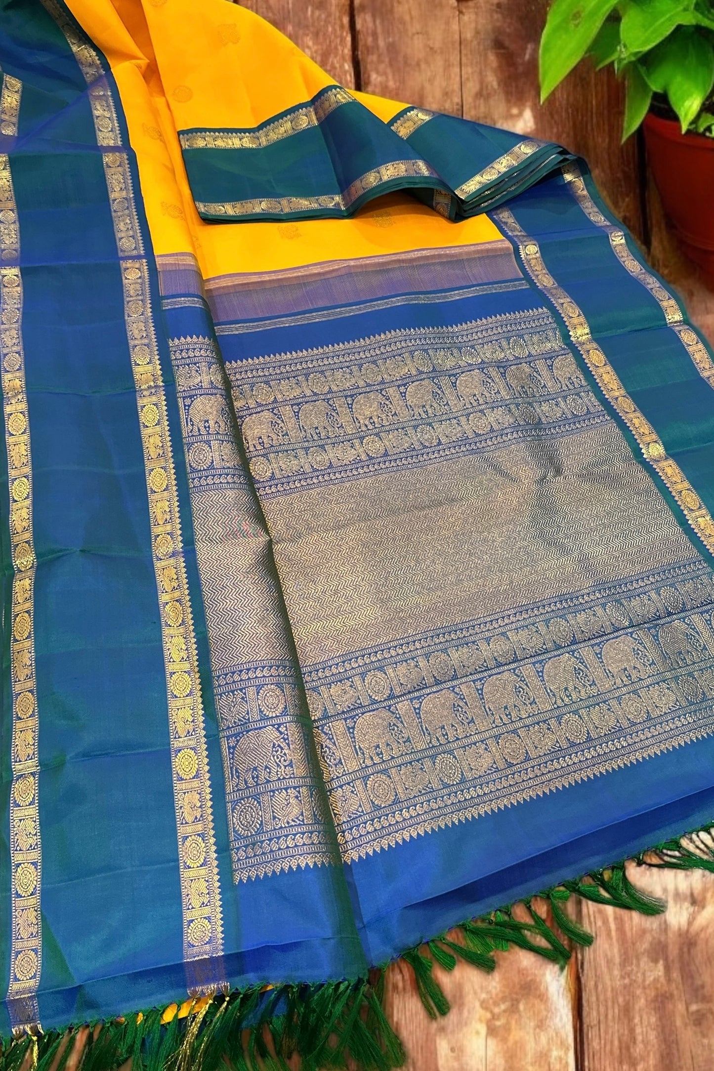 Kanjivaram Silk Saree - AW1568KS