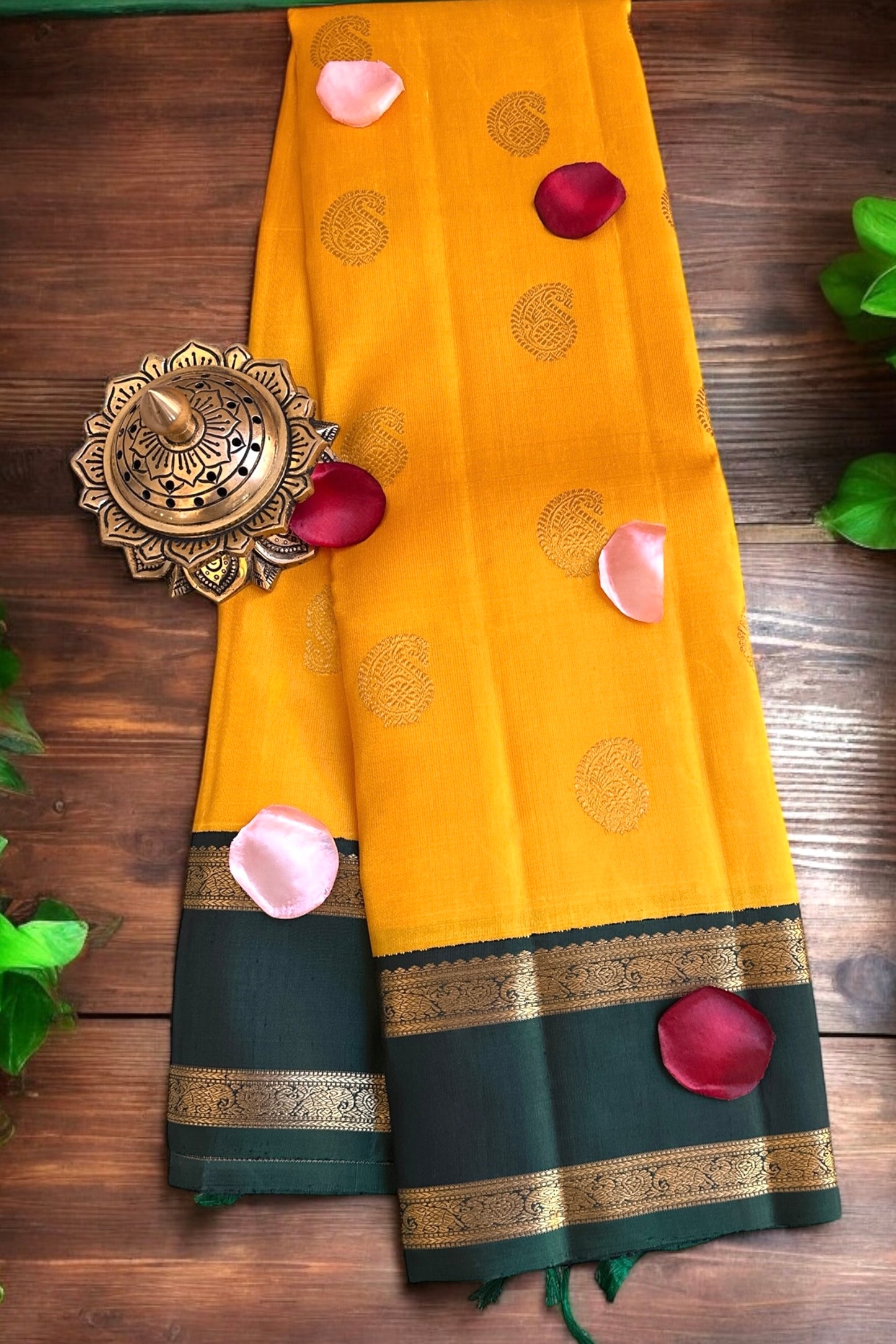 Kanjivaram Silk Saree - AW1566KS