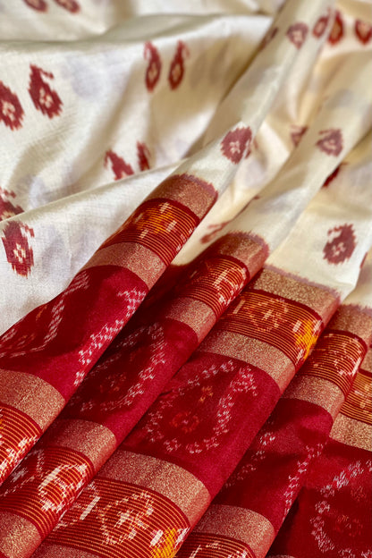 Pochampally Ikkat Silk Saree - AW1035PT