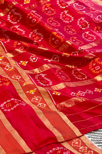 Pochampally Ikkat Silk Saree - AW1036PT