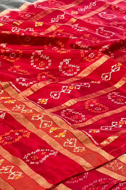 Pochampally Ikkat Silk Saree - AW1038PT