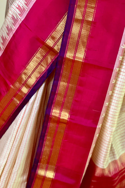 Gadwal Silk Saree - AW1023GS