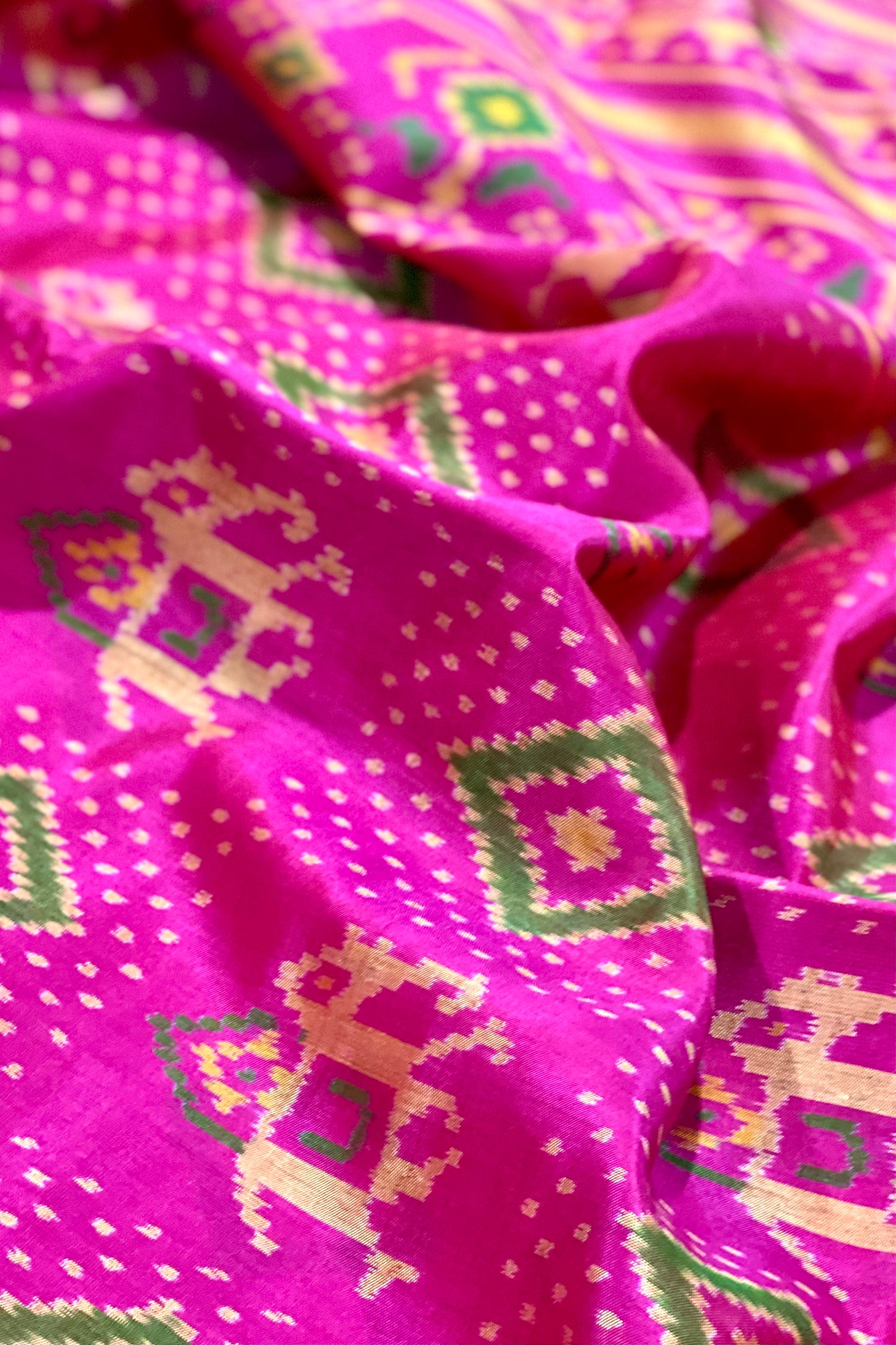 Patola Silk Saree - AW1046PT