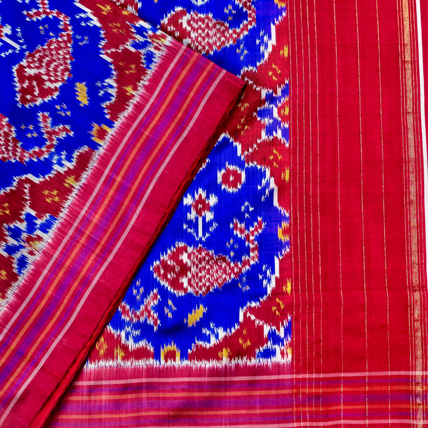 Pochampally Ikkat Silk Saree - AW1017PT