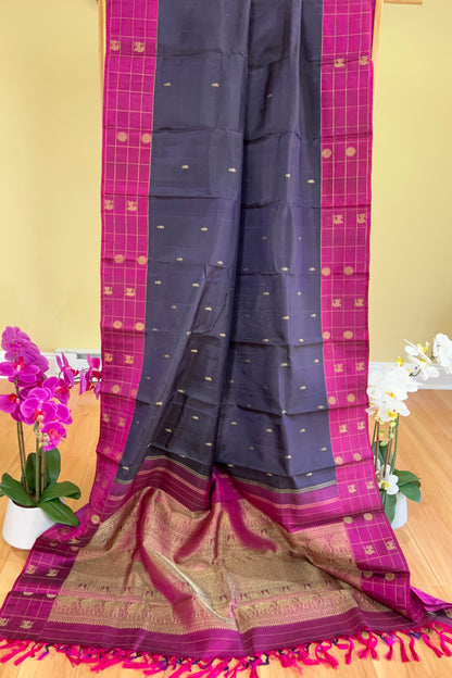 Kanjivaram Silk Saree - AW1344KS