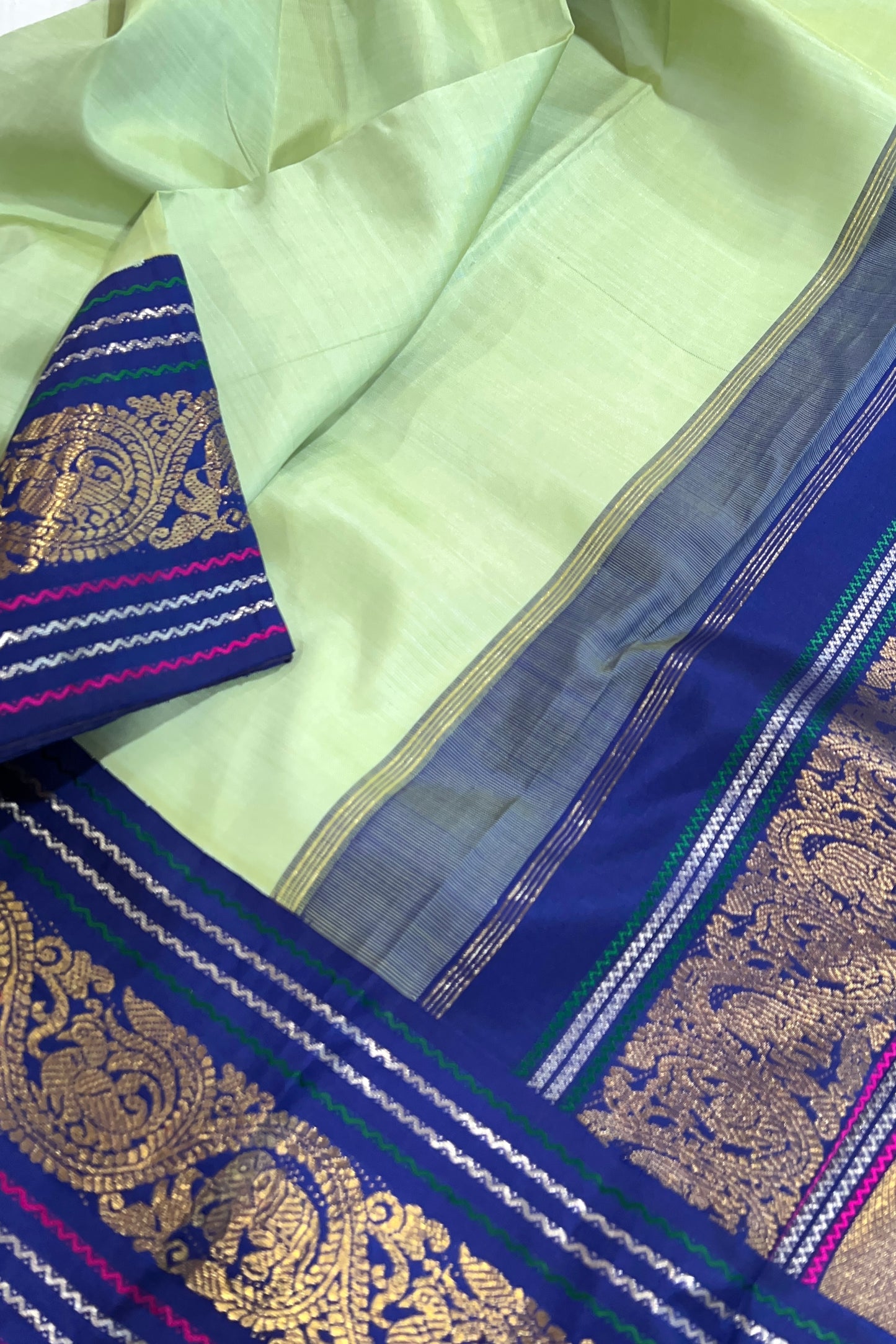 Kanjivaram Silk Saree - AW1341KS