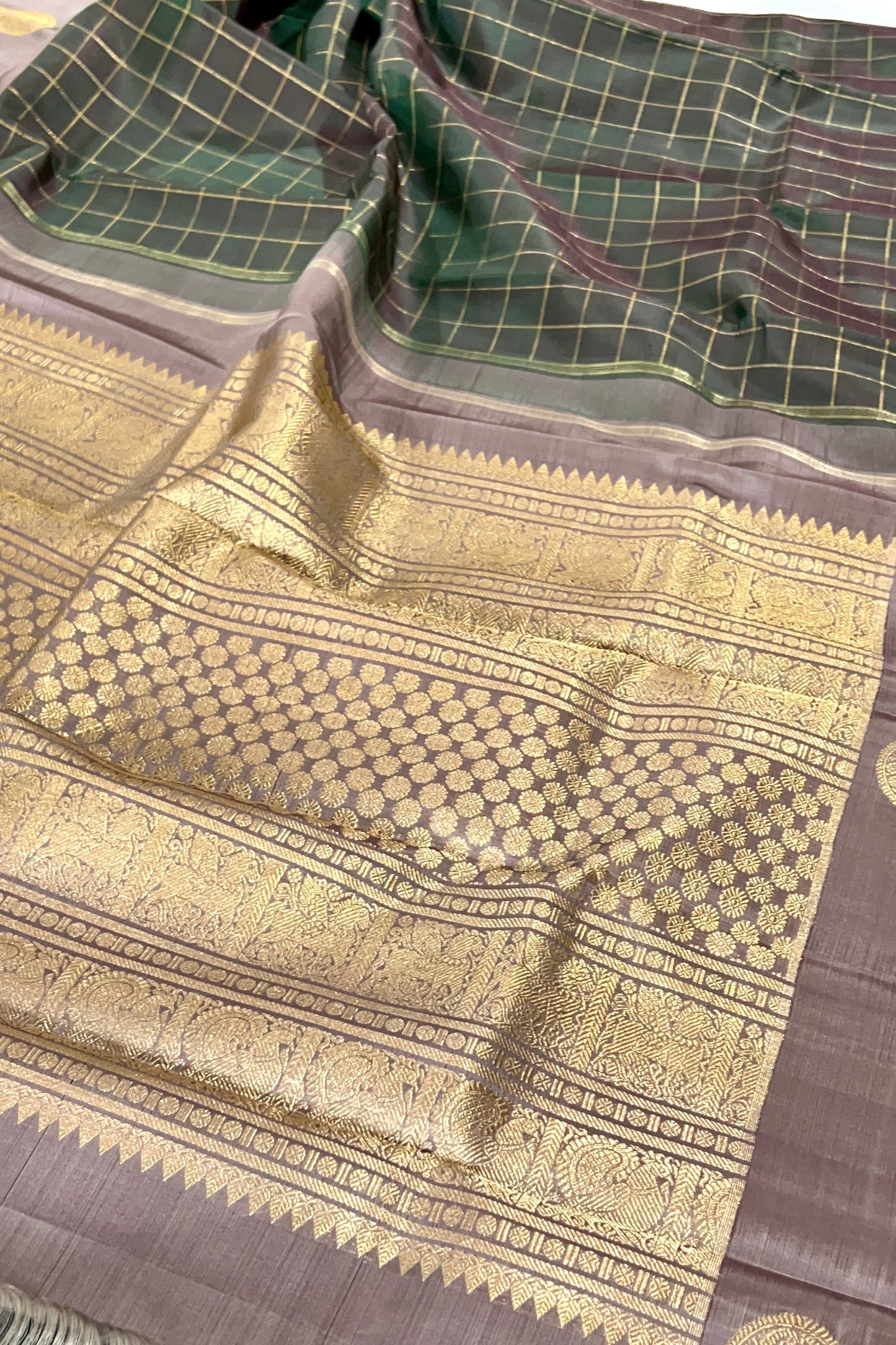 Kanjivaram Silk Saree - AW1383KS